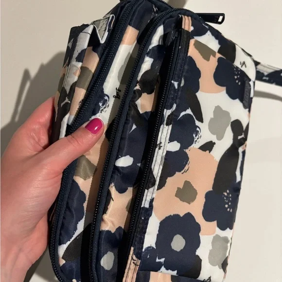 Lug Scoop Crossbody Bag - Floral Multi - Picture 5 of 13